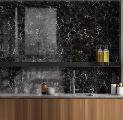 Yulara Gloss